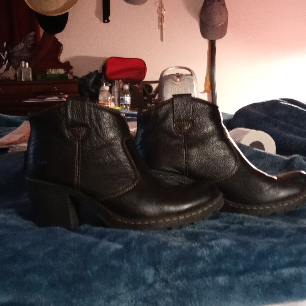 BOC Boots, 6 1/2, Black
